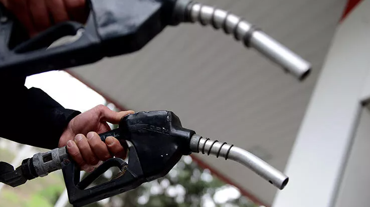 Motorin ve benzine indirim, LPG ye zam